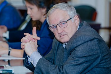 Укрепить первичное звено здравоохранения